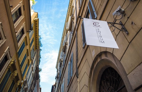 Rione IV Campo Marzio Apartment | InCentrum