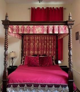 Downpatrick Villa | Inch Schoolhouse - Pet Friendly Event Residence with Hot Tub