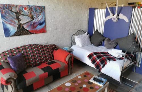 Magareng Apartment | InchCape: Family-Friendly Getaway with Top Reviews