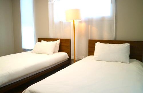 Unseo-dong House | Cozy Incheon Airport Guest House with Kitchen & Family Amenities