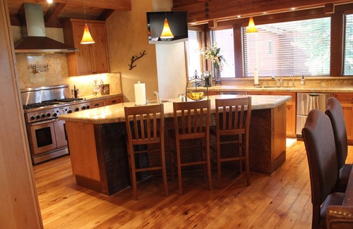 Incline Village House | Top-Rated Incline Village Home with Hot Tub & Game Room