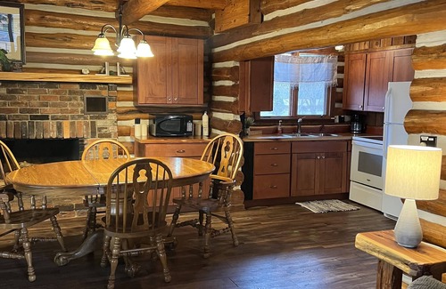 Cadiz Cabin | Lakefront Cabin with Scenic Views and Top Guest Ratings