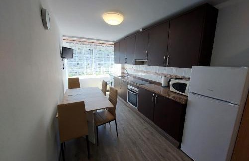 Sardinero Apartment | Family-Friendly Retreat in Sardiñeiro, Fisterra Awaits
