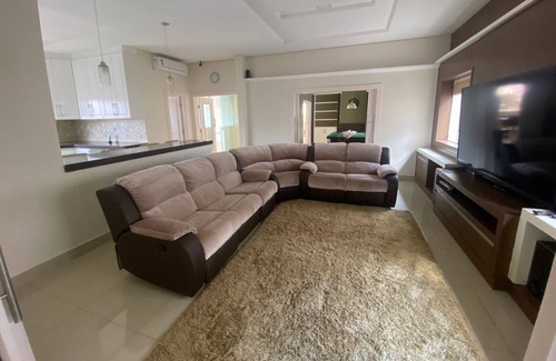Patos de Minas Apartment | Discover the Incredible Central Penthouse with Hot Tub