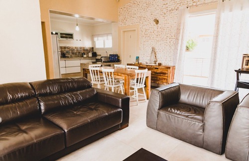 Vila Giglio House | Inviting Home with Pool & Recreation Area in Atibaia