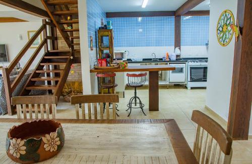 Guaeca House | Idyllic Beachfront Home with Pool & Wi-Fi in Guaeca-SP