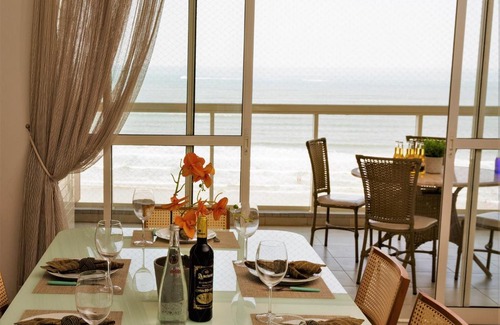 Vila Clais Apartment | Oceanfront Retreat with 4 Bedrooms and Spectacular Views