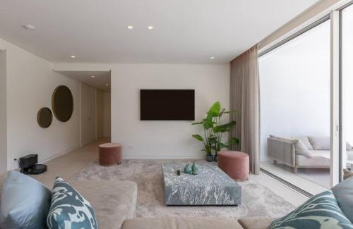 Ojen Apartment | Elegant Oceanfront Apartment in Palo Alto - 4 Star Stay