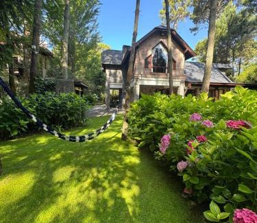 Carilo House | Stunning 5-Star Home in Cariló with Family-Friendly Amenities