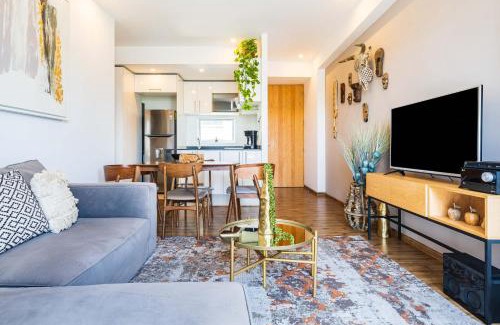 Santa Fe Apartment | Stylish Santa Fe Apartment with Pool and Gym Access