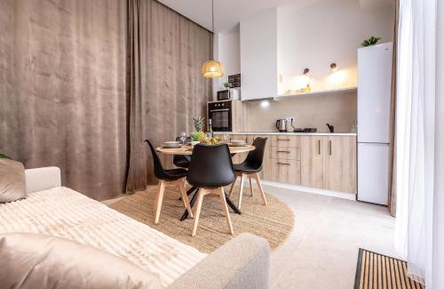 Poblats Maritims Apartment | Trendy Loft near Science City – Pet and Child Friendly