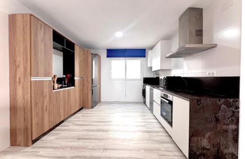 Cala Reona Apartment | Unforgettable Ocean Views with Pool & Family-Friendly Fun