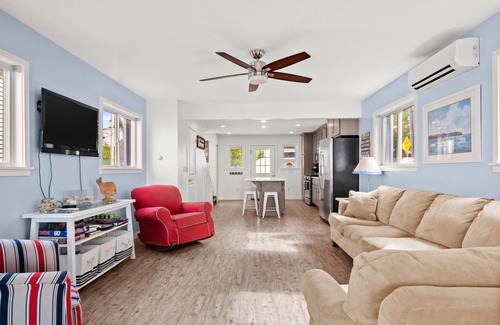 Syracuse House | Breathtaking Lake Wawasee Views with Family-Friendly Amenities