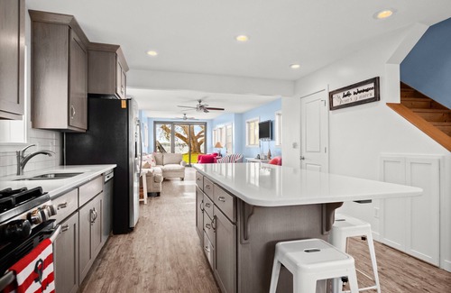 Syracuse House | Breathtaking Lake Wawasee Views with Family-Friendly Amenities