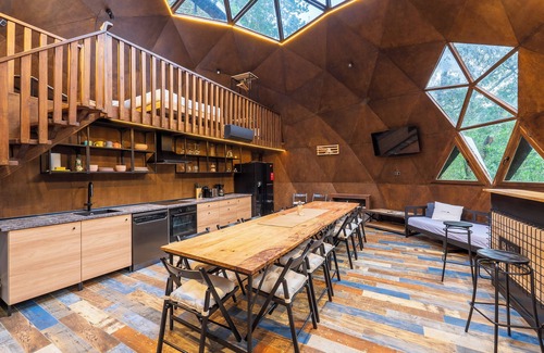 Puebla del Caraminal Cabin | Incredible geodesic dome in a 100% nature estate