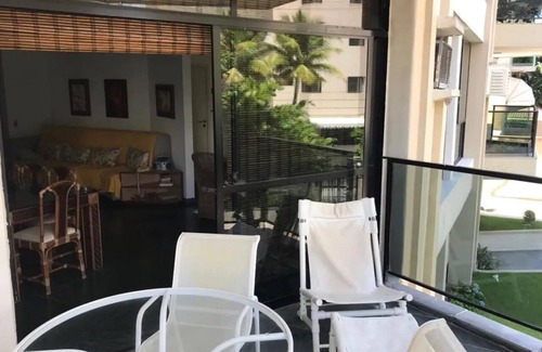 Enseada Apartment | Family-Friendly Apartment Steps from Beach & Ocean Views