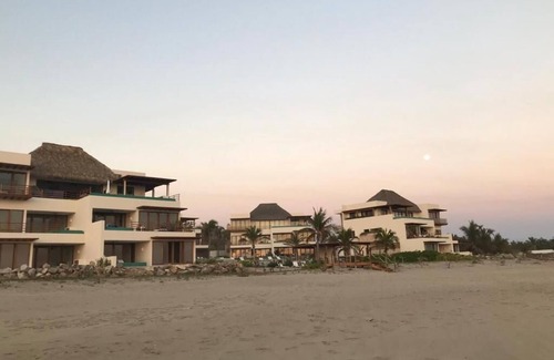 Barra de Potosi Apartment | Beautiful Apartment with Ocean View in Playa Blanca for 10