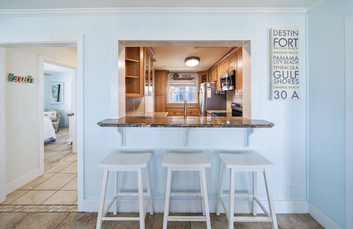 Bahama Beach House | Beach Front Paradise: 6BR Home with Ocean Views & Spa