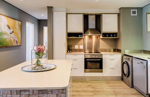 Clifton Apartment | Stunning Clifton Apartment with Spectacular Sea Views