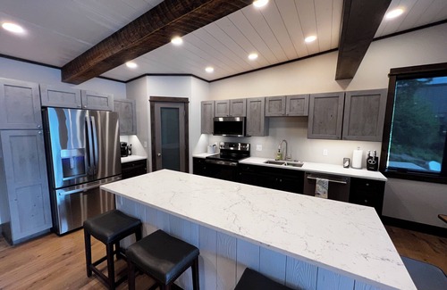 Rollins House | Incredible Flathead Lakefront property