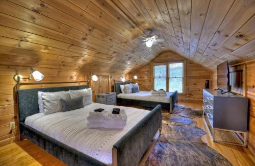Necowa Cove House | Incredible Lake and Mountain Views - Dog Friendly