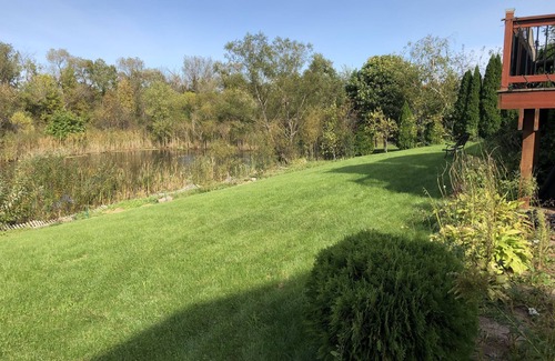 Franklin House | Spacious Home Near MKE with Spa & Hot Tub, Close to Downtown