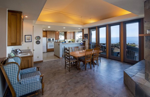 Marine Terrace House | Unforgettable Views & Hot Tub Retreat - Rated 9.2/10!