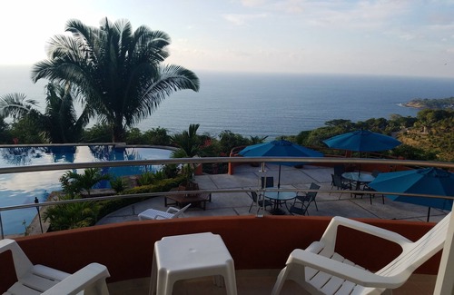 Tepic Condo | Unforgettable Oceanfront Condo with Pool & Spa near Chacala