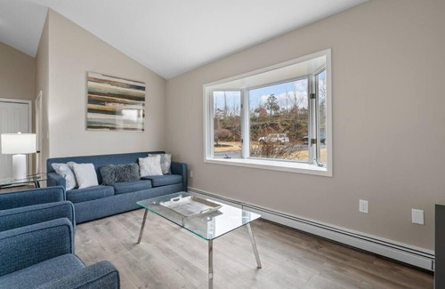 Chester House | Tranquil Ranch Retreat - Pet-Friendly Haven in the Woods