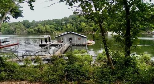 Cookson House | Incredible Spacious Rental with Fantastic Activities for an Unforgettable Family Adventure by the Lake in Cookson, Oklahoma