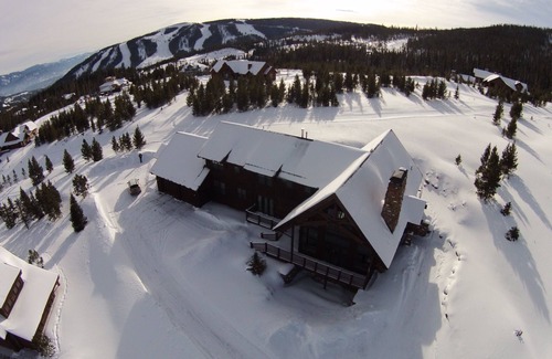 Big Sky House | Idyllic Ski-in-Ski-Out Home with Spa and Hot Tub Access