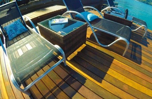 Centro Villa | Discover Summer House Angra: Oceanfront Retreat with Pool