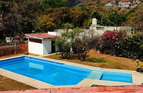 Tepoztlan House | Stunning Views and Pool Just Blocks from Downtown