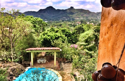 Tepoztlan House | Unforgettable Culinary Retreat with Chef Ana's Amazing Views