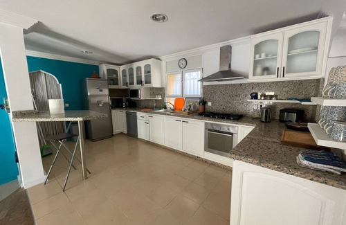 Tamrhakht Villa | INCREDIBLE VILLA:ESCALE PARADIS/11 bdrms/9 baths/23 beds/25pers/2 pools/chef