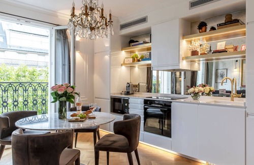 Quartier du Gros-Caillou Apartment | Romantic Oasis with Balcony & Breathtaking Eiffel Views
