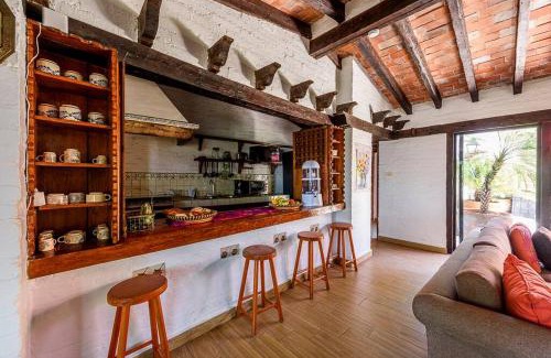 Agua Fria Apartment | Ideal Stay at Hostal Sobre el Centro de Valle, Rated 9.1