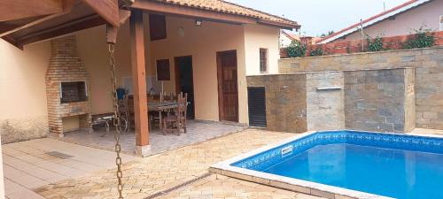 Balneario Florida House | Discover a Pristine Coastal Retreat Near the Ocean in Peruibe