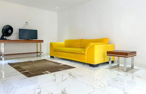 Marica House | Discover a Family-Friendly Pool House in Parque Nanci