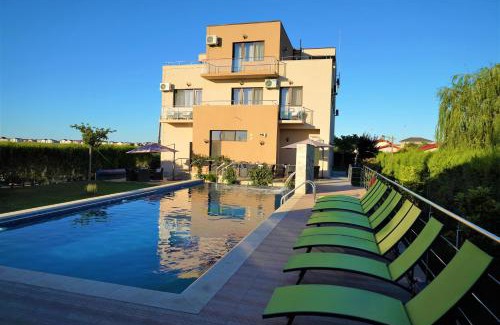 Cumpana House | Indeep Club: Oceanfront Retreat with a 9.7 Guest Rating