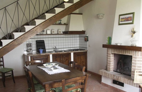 Castiglione d'Orcia Villa | Experience Comfort at Podere La Valle with Private Pool
