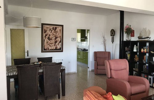 Benicassim Apartment | Cozy Oceanfront Apartment in Family Home “Josver”