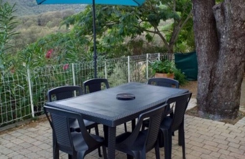 Sartene House | Bright Independent Apartment with Pool & Ocean View