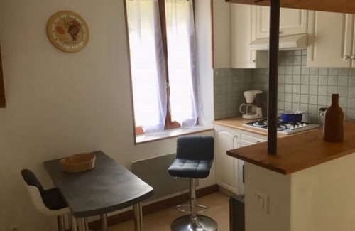 Tulle House | Cozy Apartment Retreat in Private Property, Tulle - 9/10 Rated