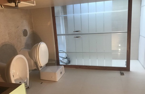 Norte Condo | Cozy Double Room with Bathroom & Family-Friendly Amenities