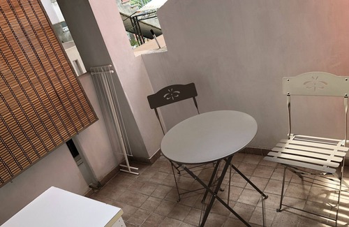Fano House | Private Entrance Apartment with Oceanfront Views