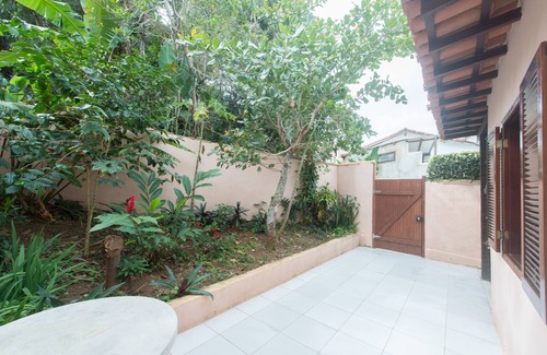 Joao Fernandes House | Cozy House Just Steps from Orla Bardot Beach