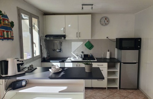 Rosny-sous-Bois Apartment | Independent Studio