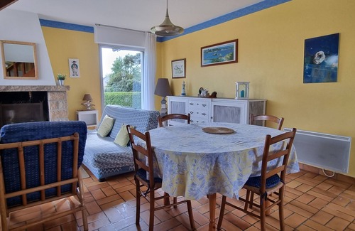 Tregunc House | Beautiful Twin Villas Steps from the Sea with Ocean Views