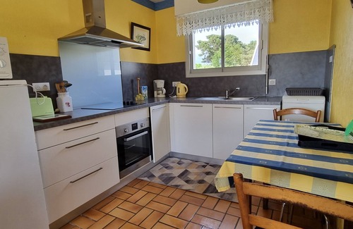 Tregunc House | Beautiful Twin Villas Steps from the Sea with Ocean Views
